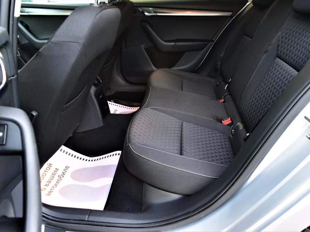 Skoda Octavia Style 1.4 АМТ, 2018 фото 11