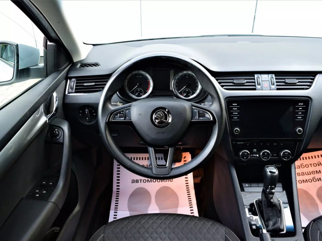 Skoda Octavia Style 1.4 АМТ, 2018 фото 13