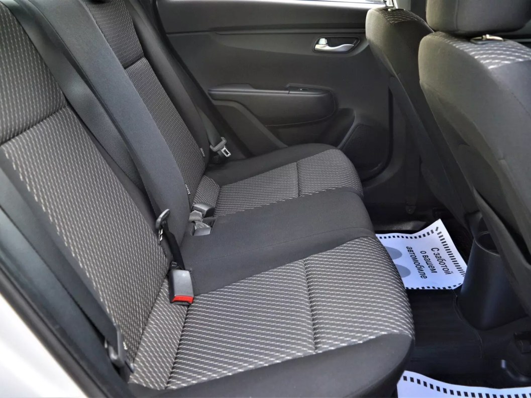 Kia Rio Comfort 1.6 АКПП, 2019 фото 14