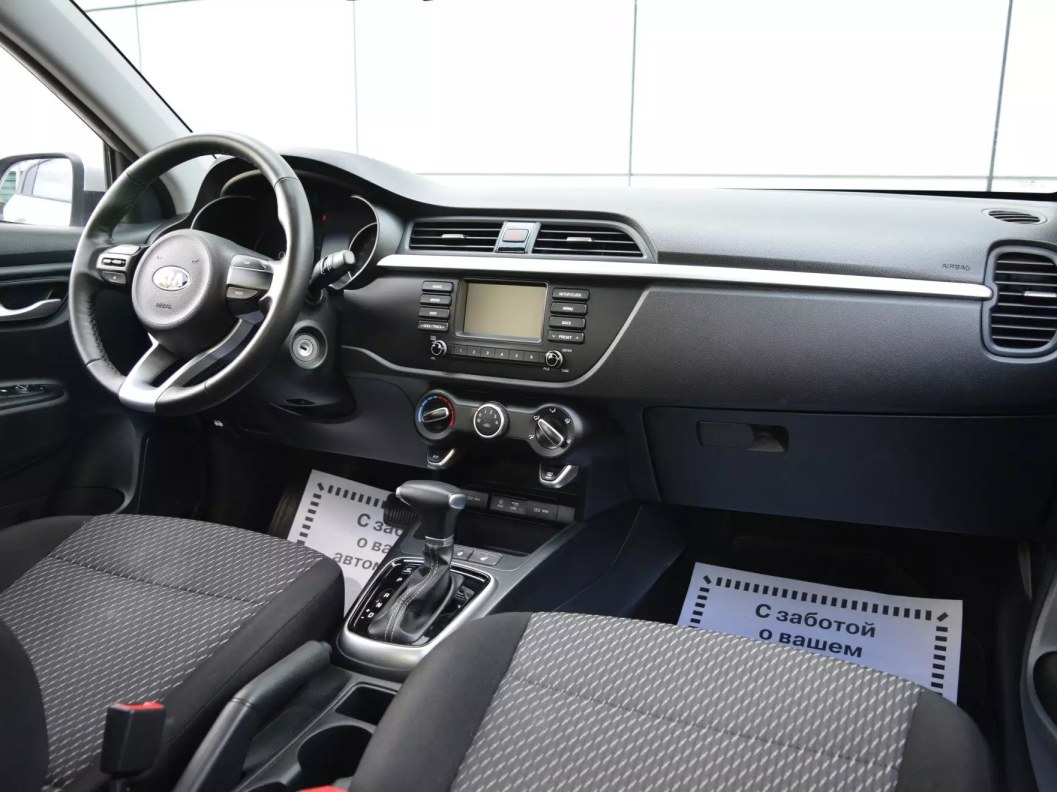 Kia Rio Comfort 1.6 АКПП, 2019 фото 19