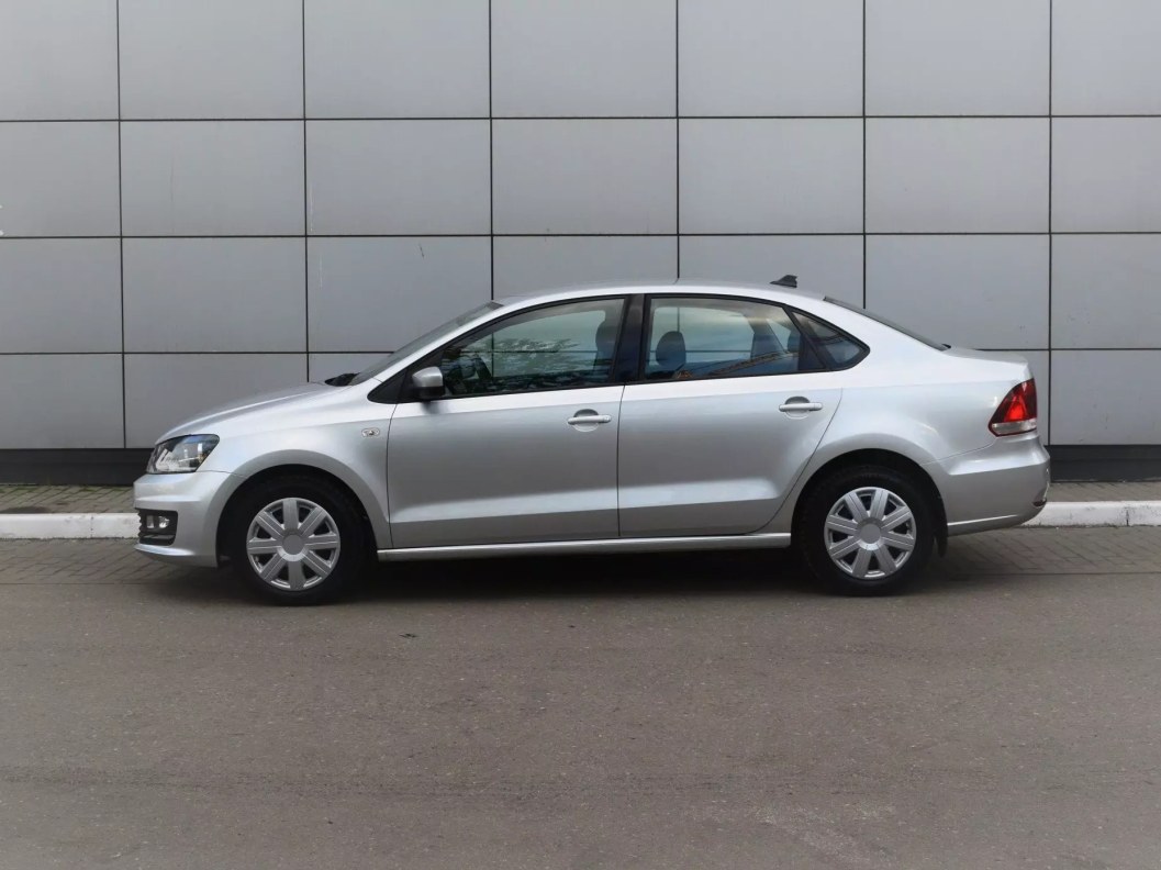 Volkswagen Polo Comfortline 1.6 АКПП, 2017 фото 5