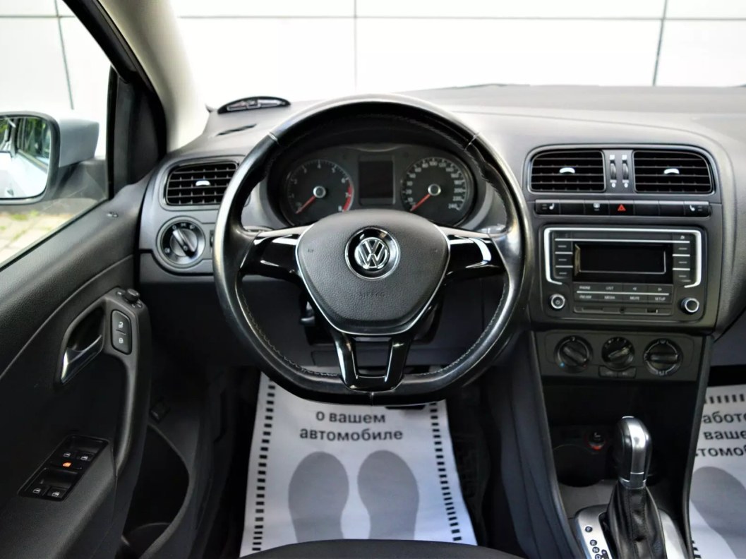 Volkswagen Polo Comfortline 1.6 АКПП, 2017 фото 18