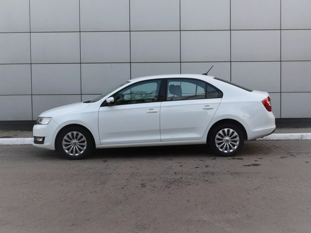 Skoda Rapid 1.6 АКПП, 2017 фото 5