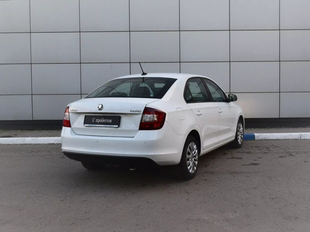 Skoda Rapid 1.6 АКПП, 2017 фото 6