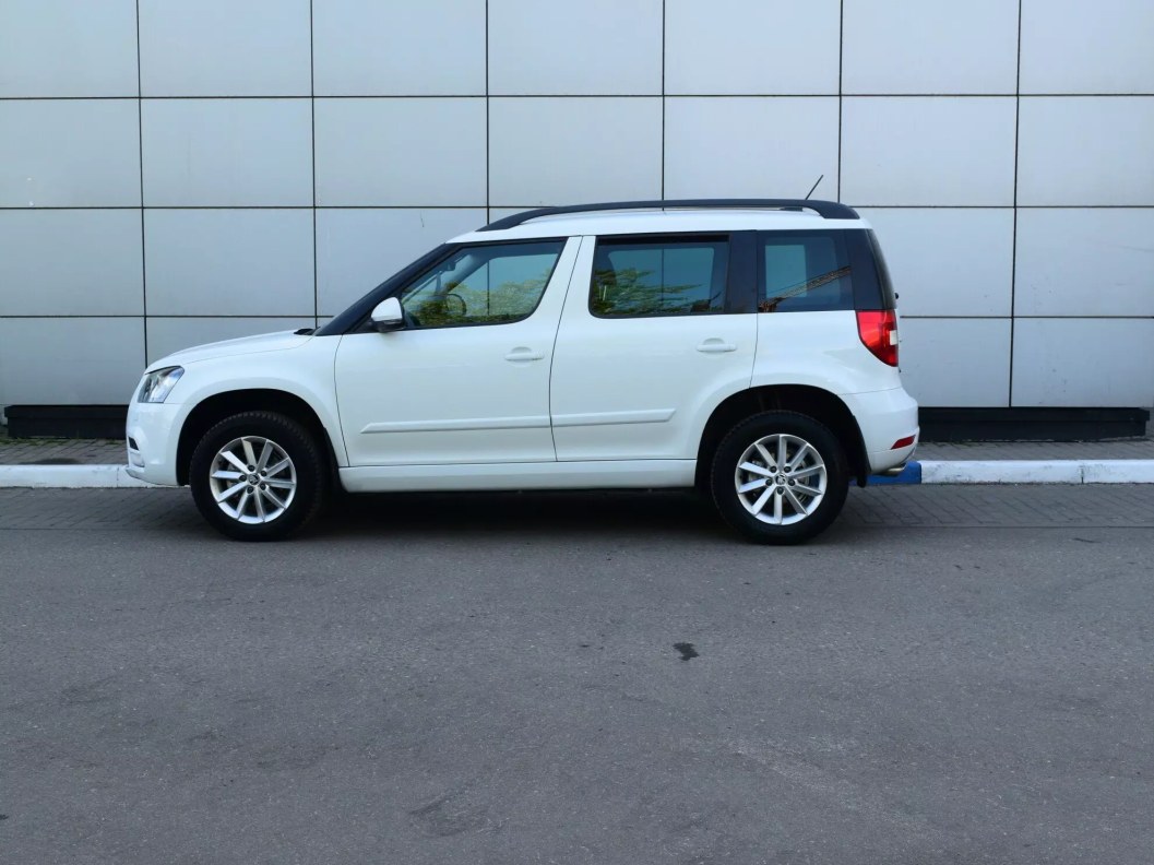 Skoda Yeti Style 1.8 DSG, 2017 фото 4