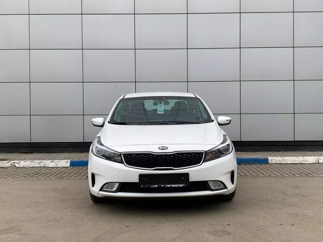 Kia Cerato Luxe 1.6 АКПП, 2018 фото 2
