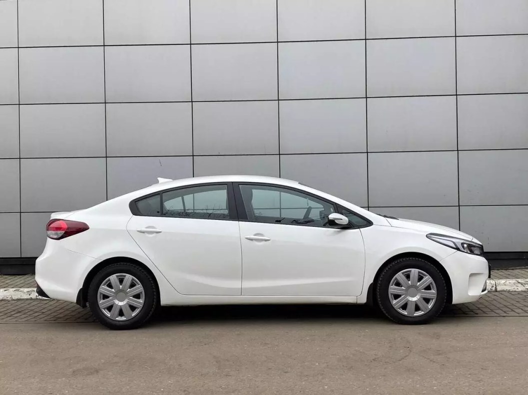 Kia Cerato Luxe 1.6 АКПП, 2018 фото 4