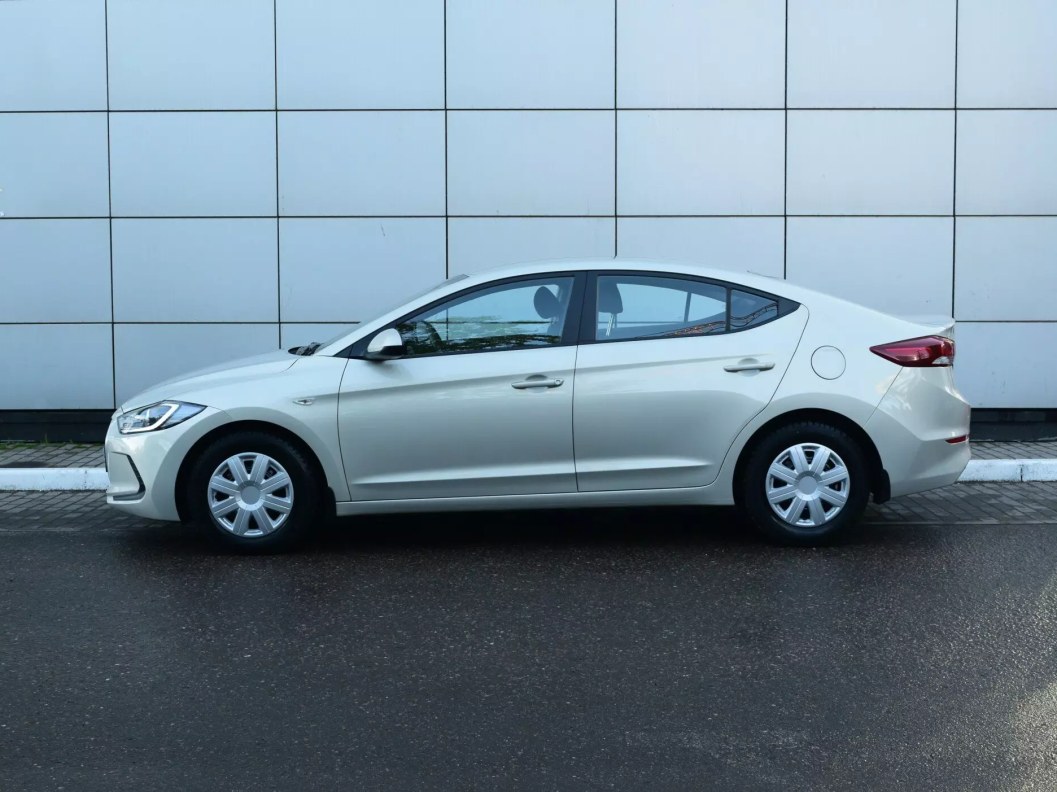 Hyundai Elantra Active 1.6 АКПП, 2016 фото 4