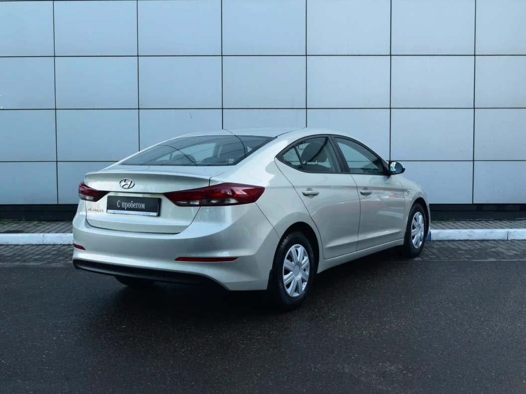 Hyundai Elantra Active 1.6 АКПП, 2016 фото 7