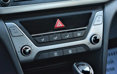 Hyundai Elantra Active 1.6 АКПП, 2016 превью 18