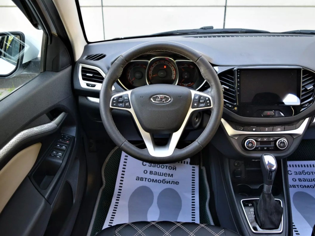 ВАЗ (Lada) Vesta GFK32-52-XK2 Luxe Multimedia 1.8 АМТ, 2020 фото 15
