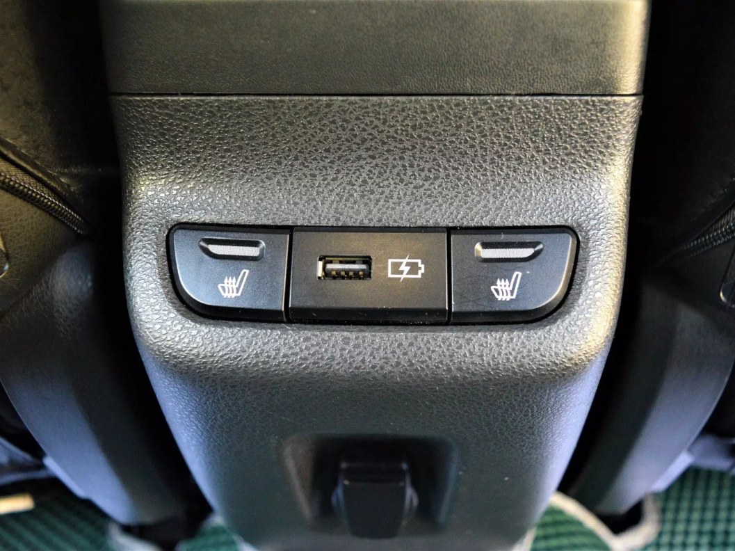 ВАЗ (Lada) Vesta GFK32-52-XK2 Luxe Multimedia 1.8 АМТ, 2020 фото 18
