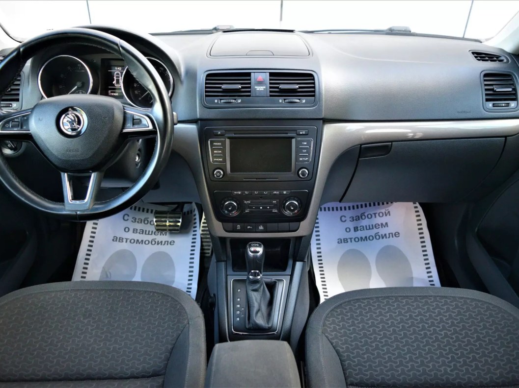 Skoda Yeti Style 1.8 DSG, 2015 фото 8