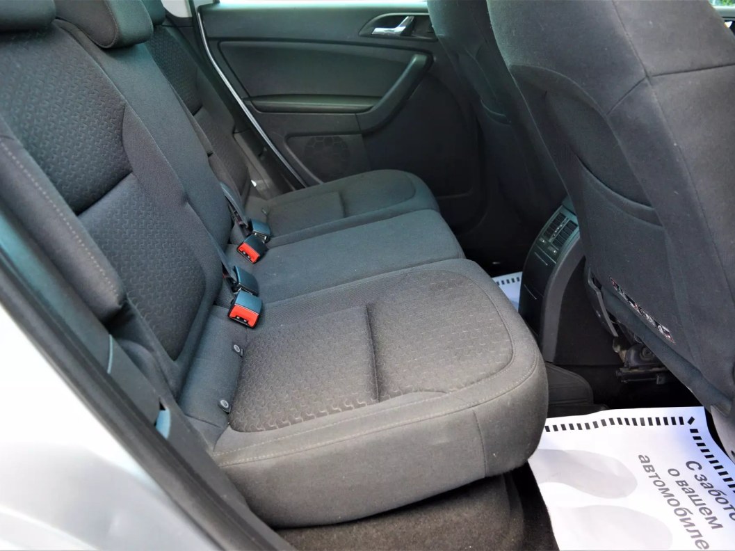 Skoda Yeti Style 1.8 DSG, 2015 фото 17