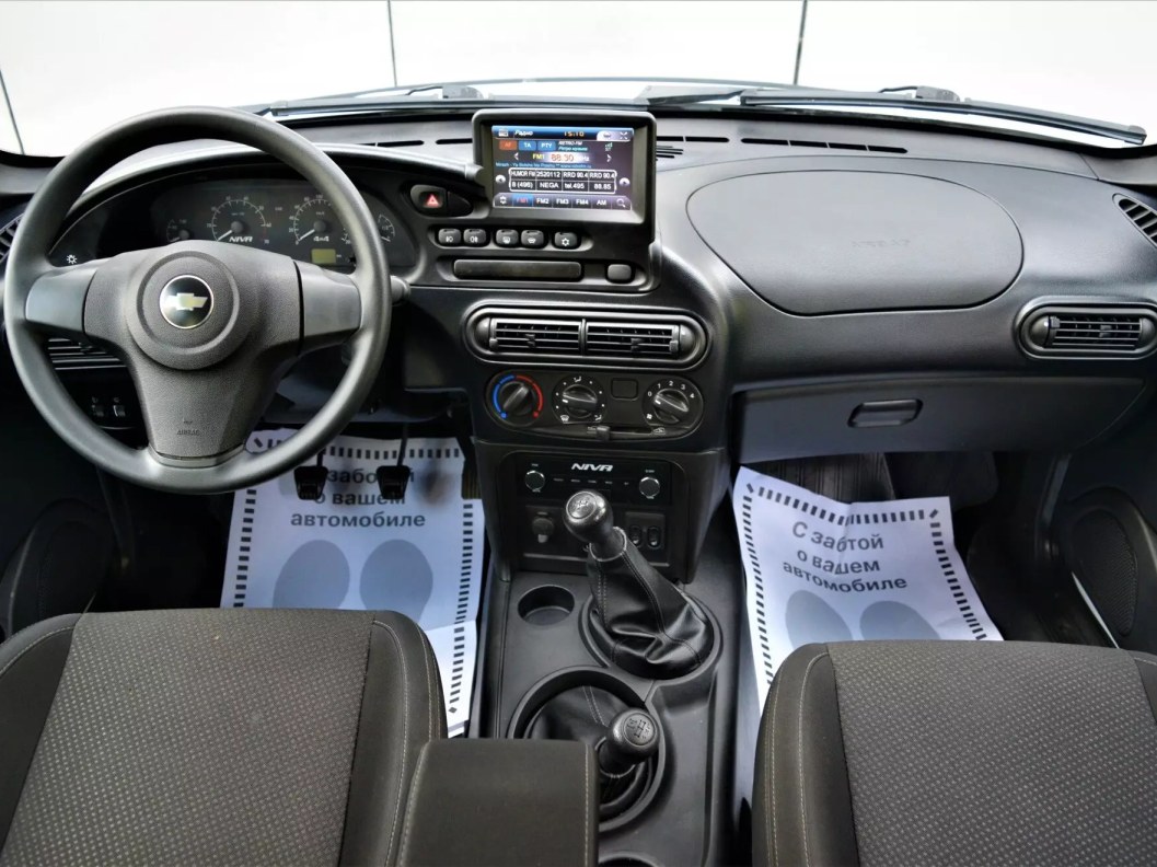 Chevrolet Niva SE 1.7 МКПП, 2019 фото 9