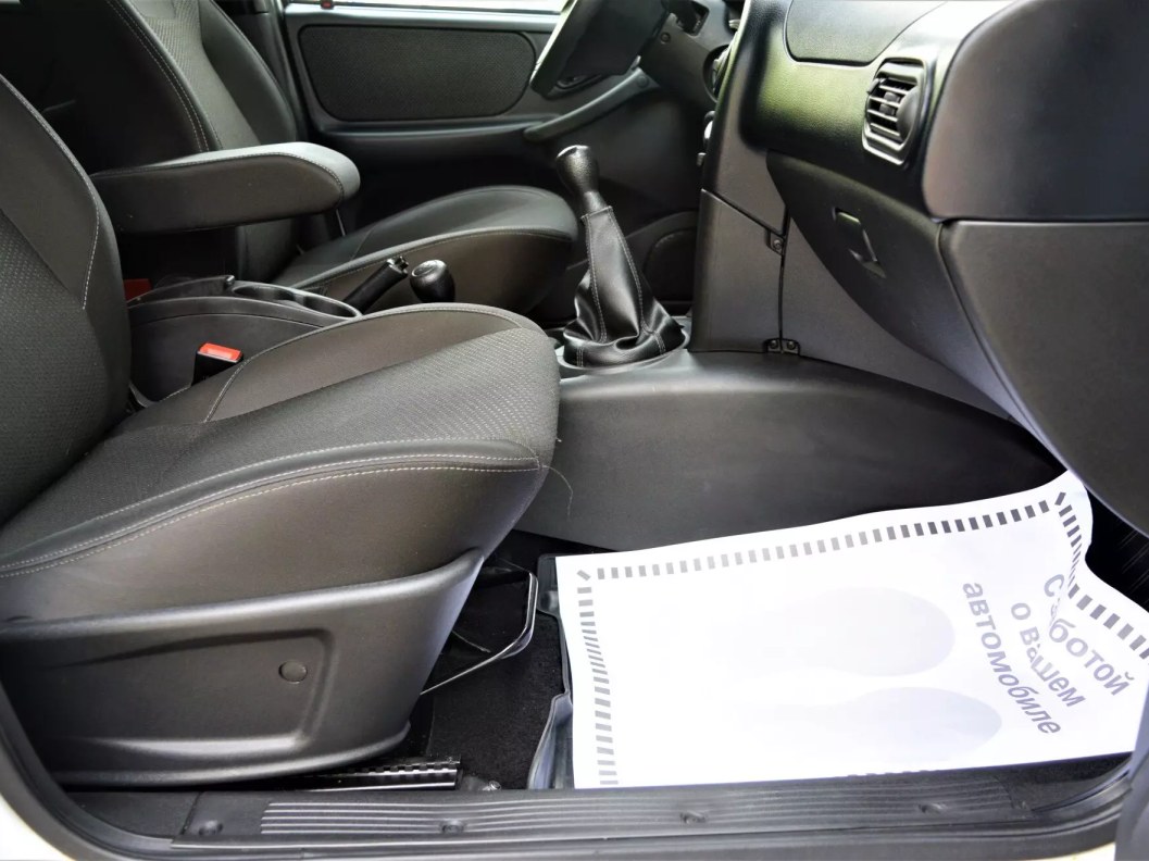 Chevrolet Niva SE 1.7 МКПП, 2019 фото 10