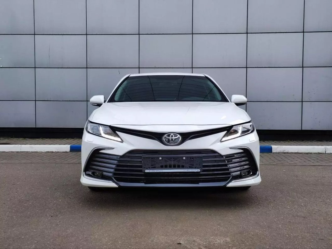 Toyota Camry 2.0 CVT, 2020 фото 2