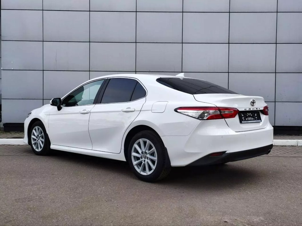 Toyota Camry 2.0 CVT, 2020 фото 5