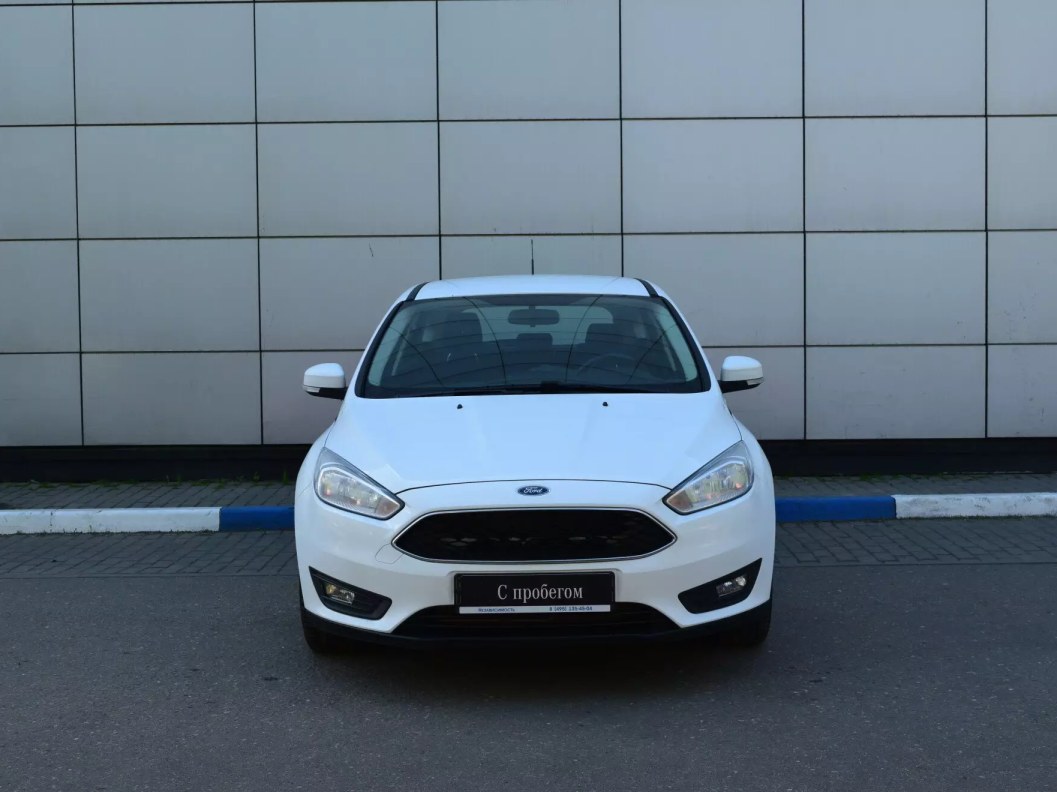 Ford Focus Trend 1.6 МКПП, 2017 фото 2