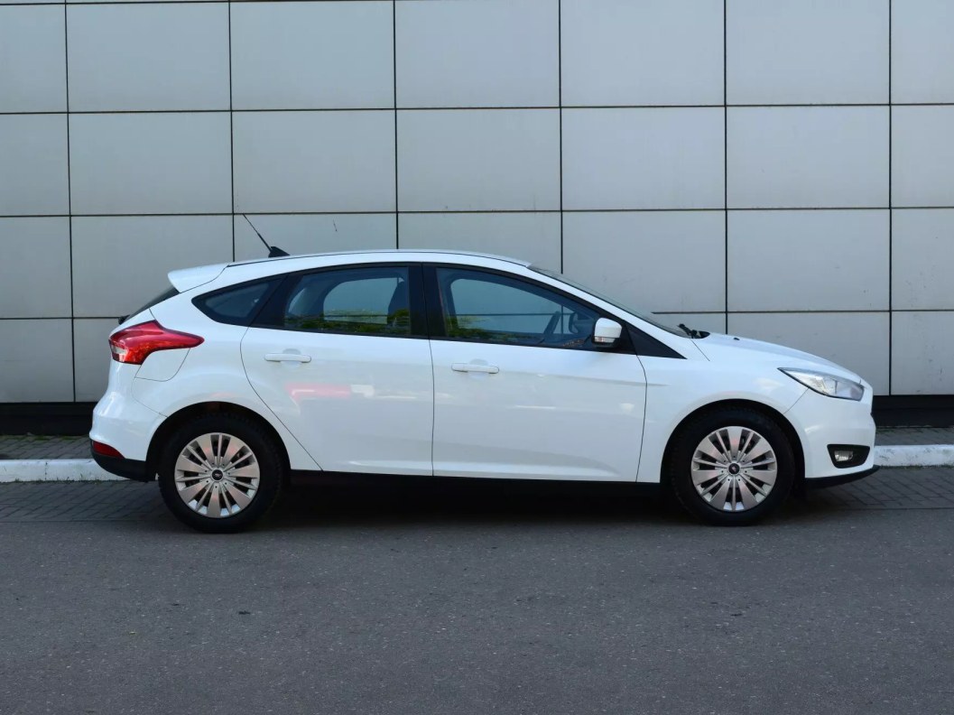 Ford Focus Trend 1.6 МКПП, 2017 фото 4