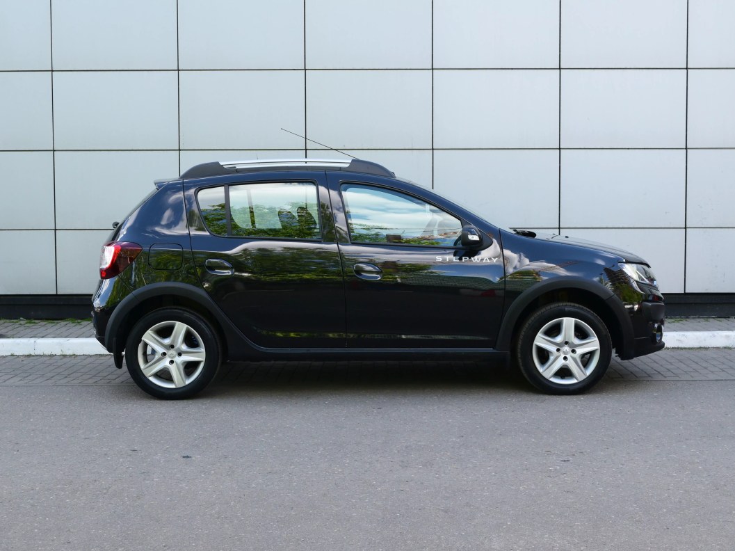 Renault Sandero Privilege 1.6 МКПП, 2018 фото 8