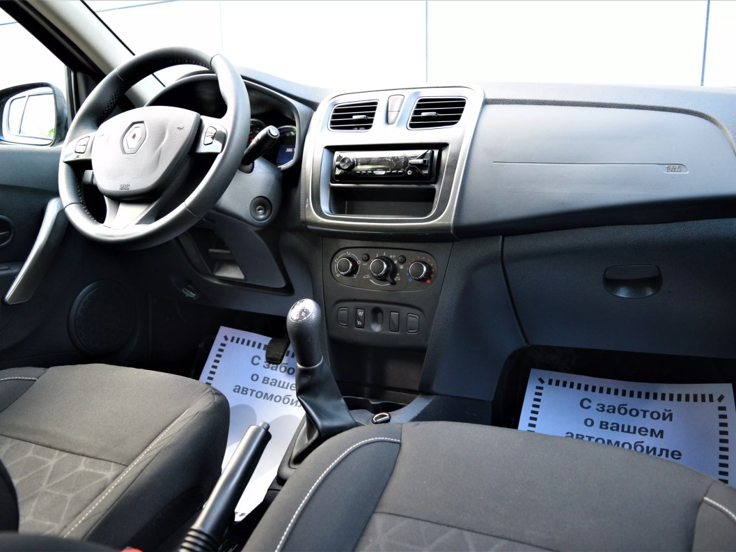 Renault Sandero Privilege 1.6 МКПП, 2018 фото 17