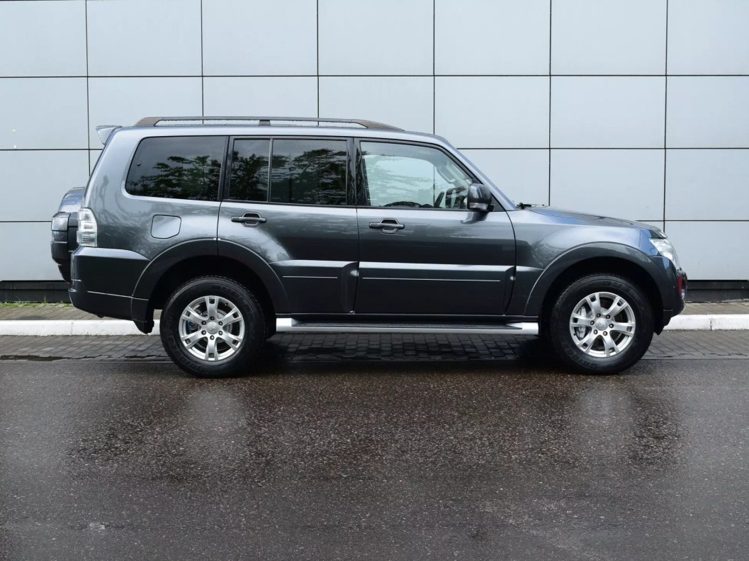 Mitsubishi Pajero Instyle S82 3.2 АКПП, 2014 фото 4