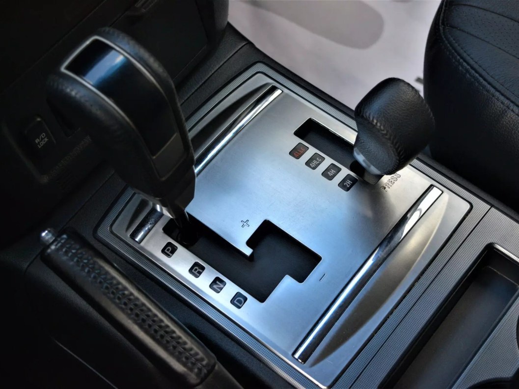 Mitsubishi Pajero Instyle S82 3.2 АКПП, 2014 фото 13
