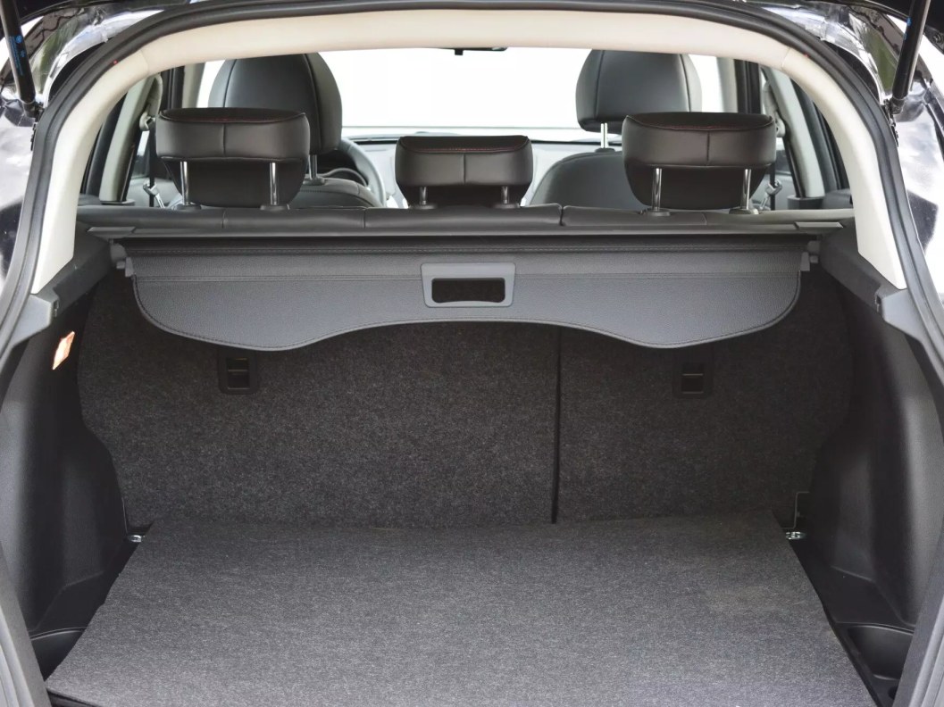 FAW Besturn X80 Luxury 2.0 , 2020 фото 9