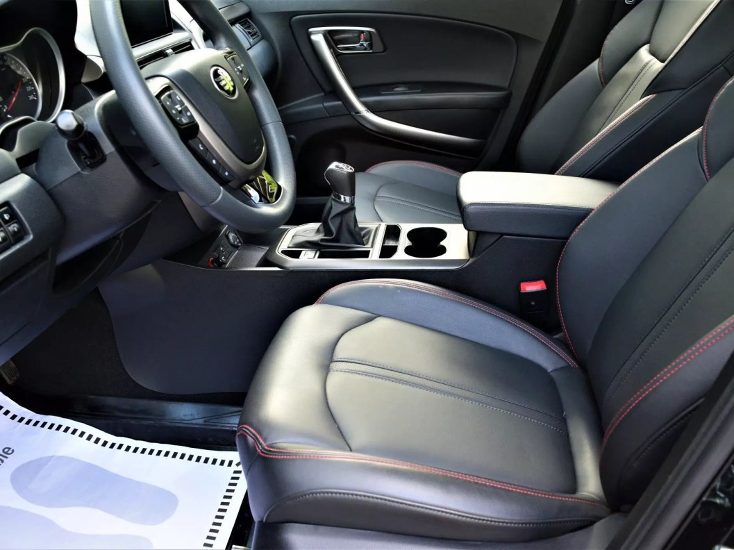 FAW Besturn X80 Luxury 2.0 , 2020 фото 11