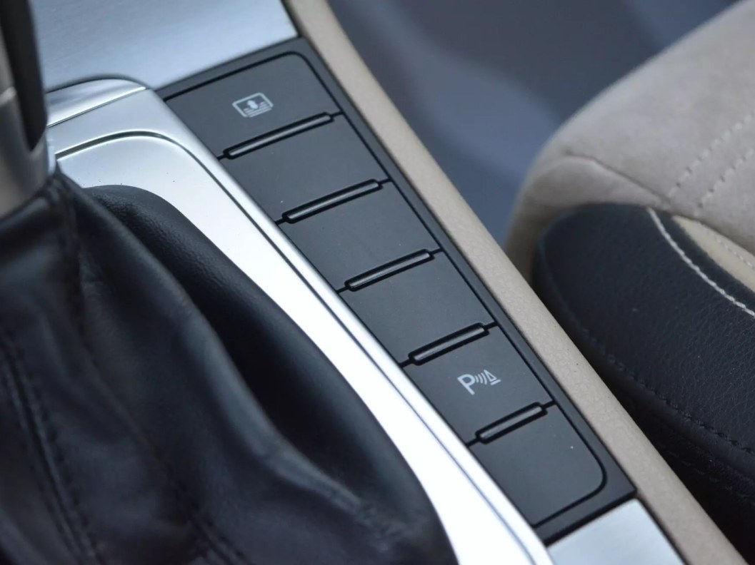 Volkswagen Passat CC Sport 1.8 DSG, 2012 фото 20
