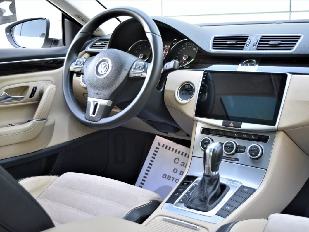Volkswagen Passat CC Sport 1.8 DSG, 2012 фото 23
