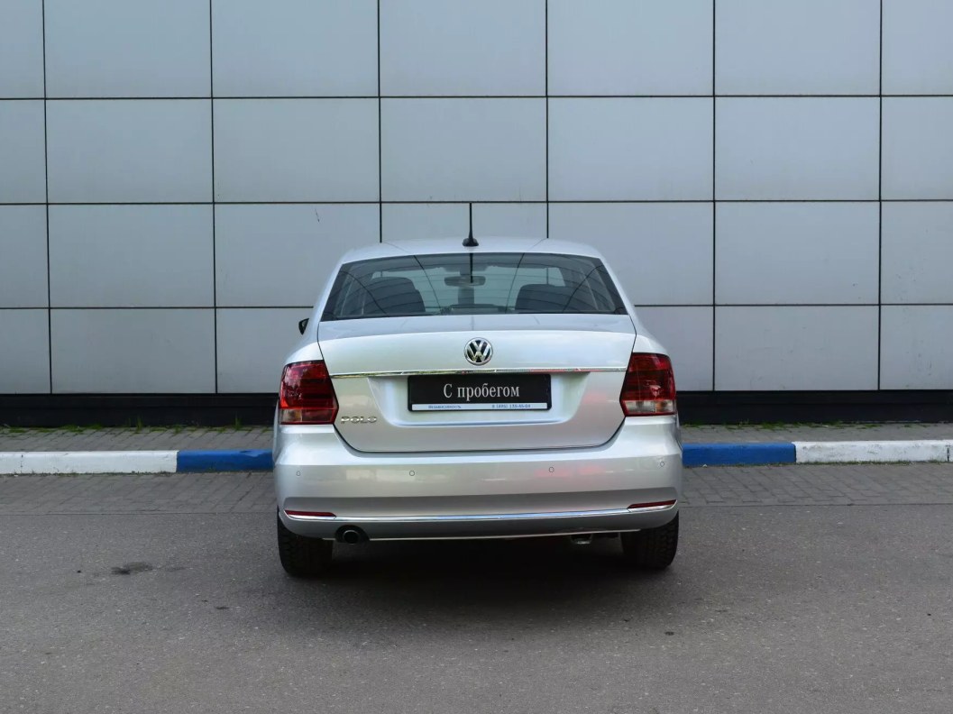 Volkswagen Polo Highline 1.6 АКПП, 2017 фото 6