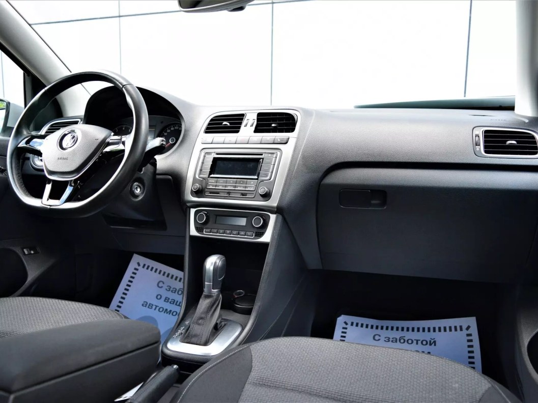 Volkswagen Polo Highline 1.6 АКПП, 2017 фото 20