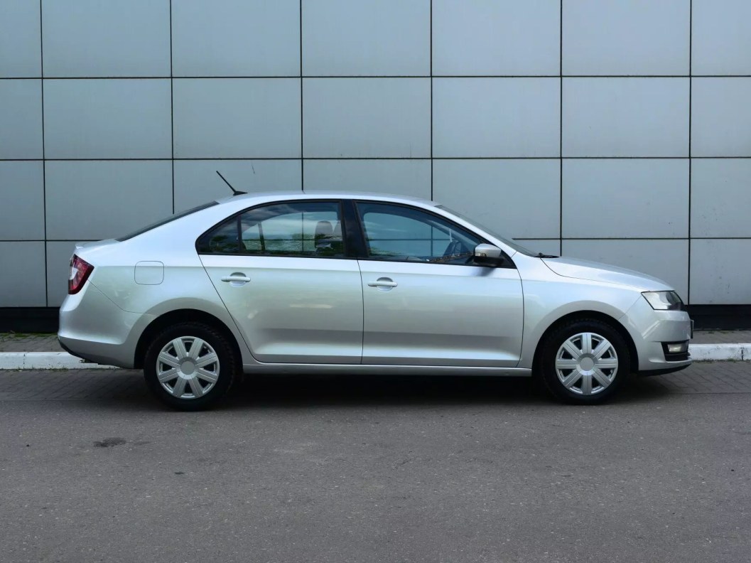 Skoda Rapid Style 1.4 АМТ, 2017 фото 8