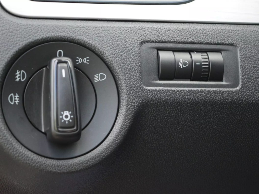 Skoda Rapid Style 1.4 АМТ, 2017 фото 16