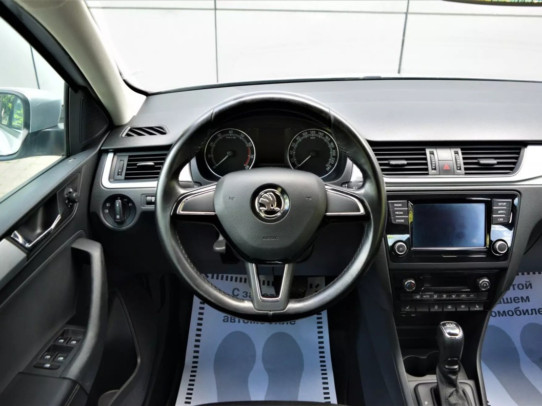 Skoda Rapid Style 1.4 АМТ, 2017 фото 17