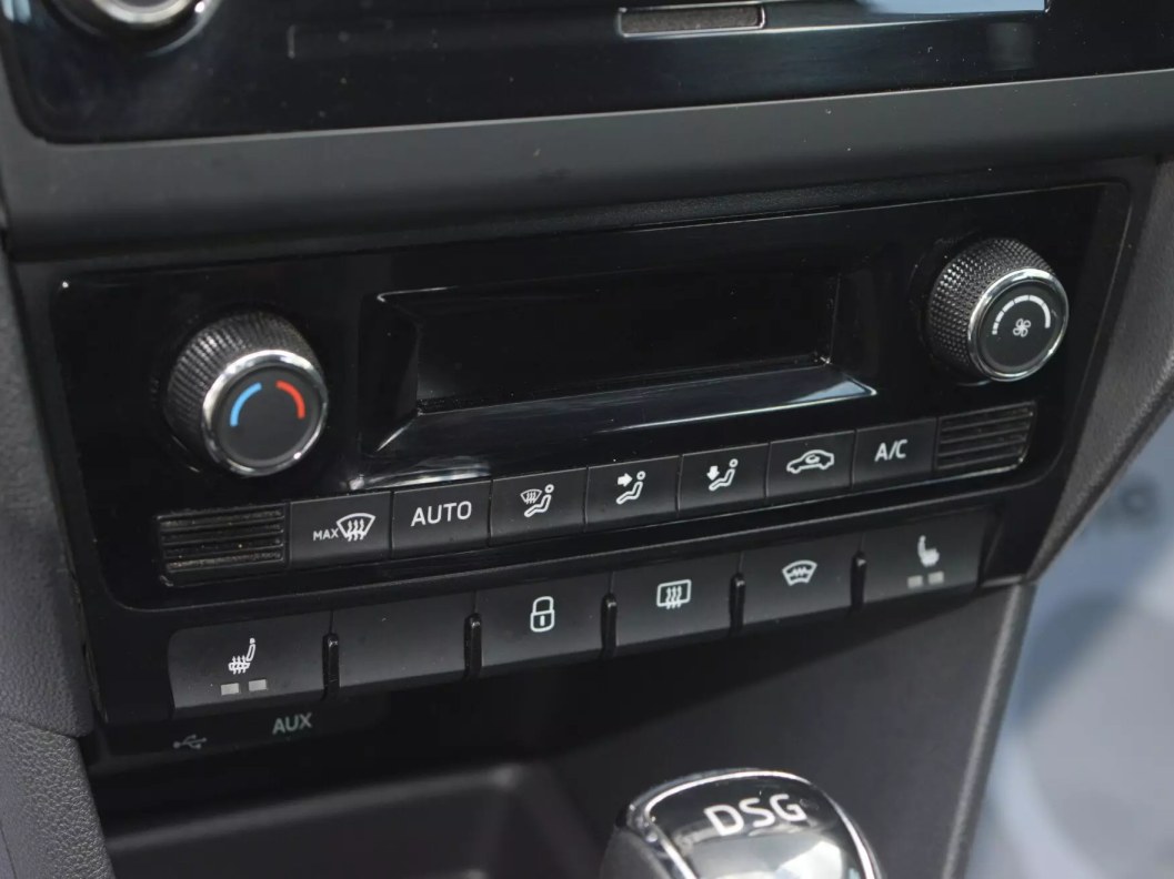 Skoda Rapid Style 1.4 АМТ, 2017 фото 18