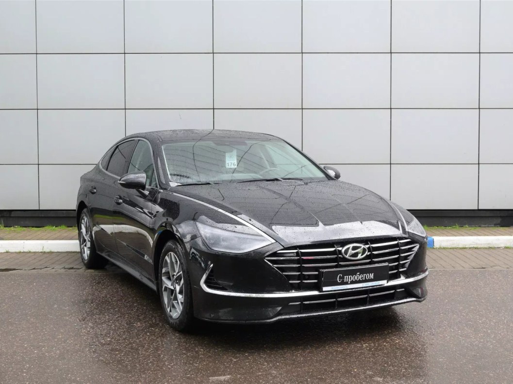 Hyundai Sonata бензин, АКПП, передний привод , 2019 фото 1