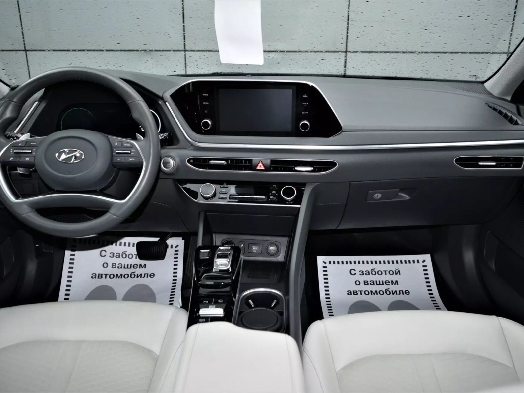 Hyundai Sonata бензин, АКПП, передний привод , 2019 фото 7