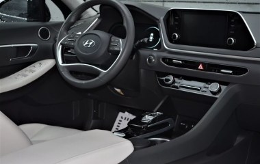 Hyundai Sonata бензин, АКПП, передний привод , 2019 превью 8