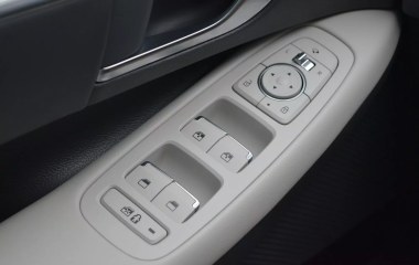 Hyundai Sonata бензин, АКПП, передний привод , 2019 превью 12