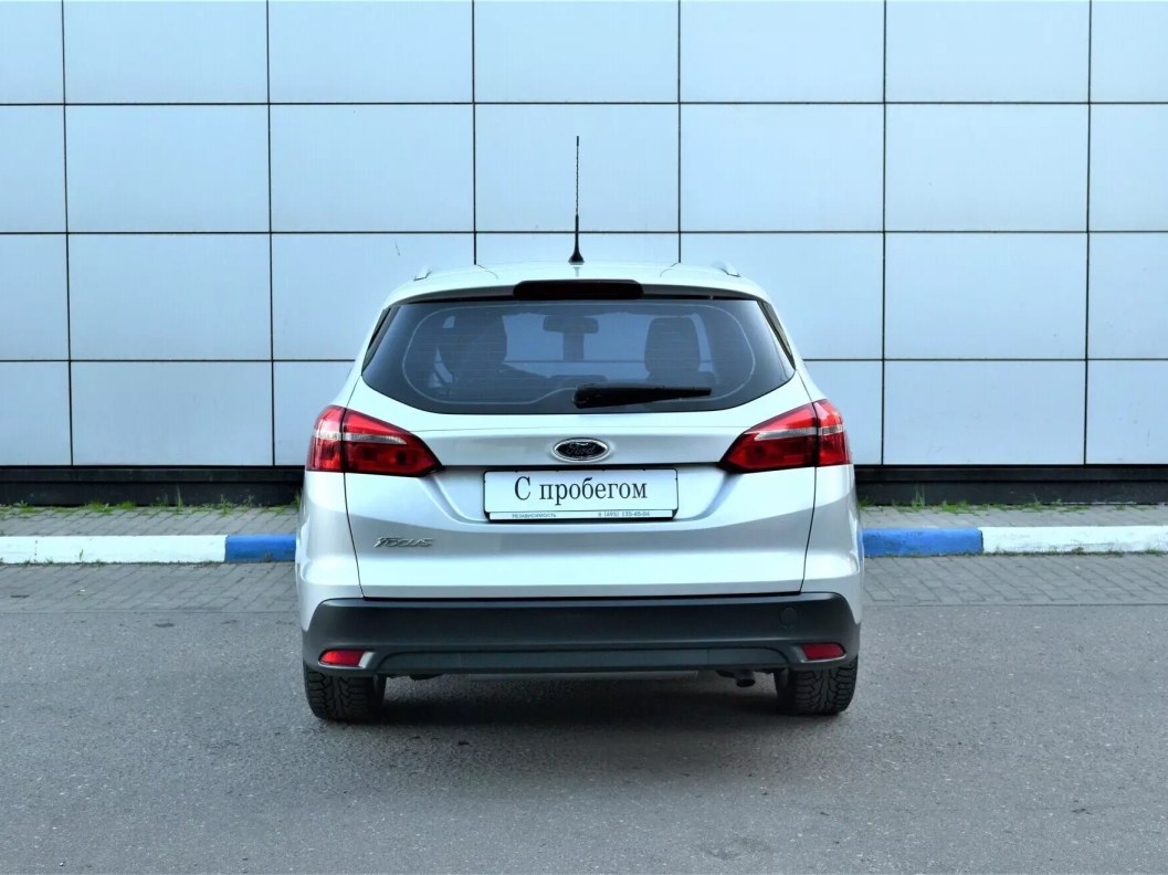 Ford Focus SYNC Edition 1.6 МКПП, 2016 фото 5