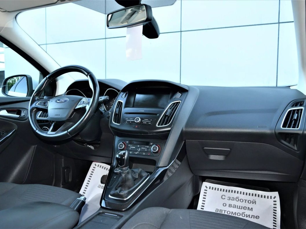Ford Focus SYNC Edition 1.6 МКПП, 2016 фото 8