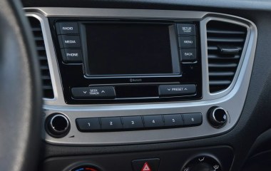 Hyundai Solaris Comfort + Light + Winter + Safety 1.6 АКПП, 2020 превью 10
