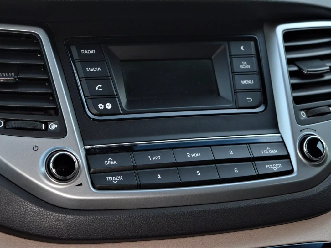 Hyundai Tucson Family Чемпионская серия 2.0 АКПП, 2017 фото 10