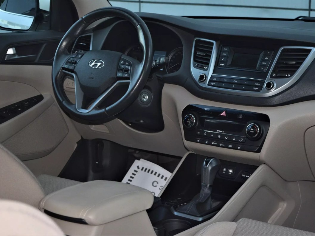 Hyundai Tucson Family Чемпионская серия 2.0 АКПП, 2017 фото 13