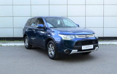Mitsubishi Outlander Invite S03