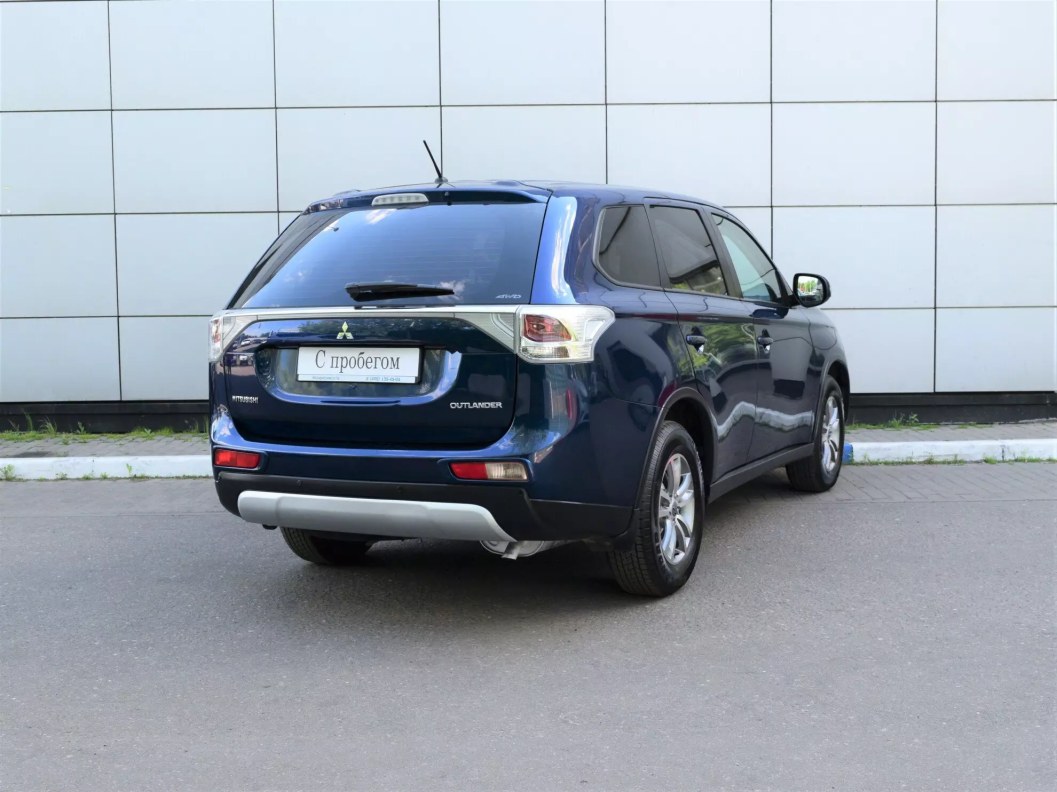 Mitsubishi Outlander Invite S03 2.0 CVT, 2014 фото 4
