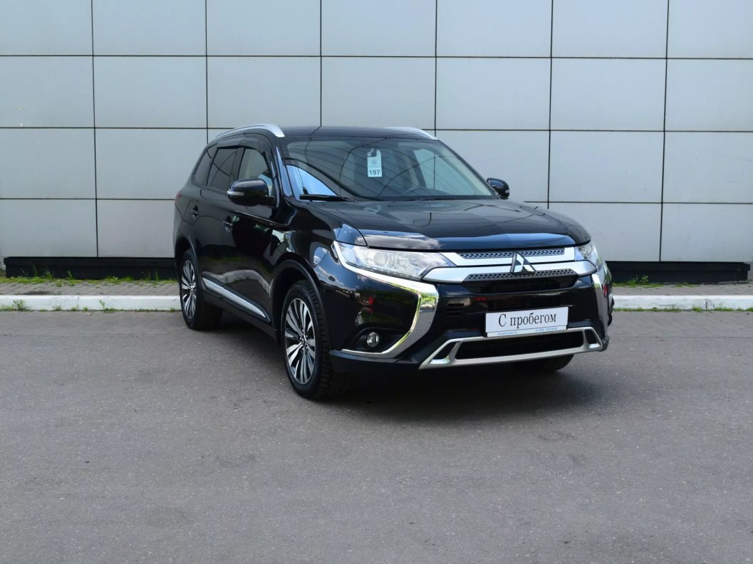 Mitsubishi Outlander Intense+ 2.0 CVT, 2019 фото 1